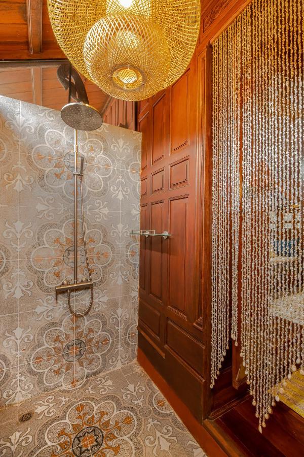 Royal Thai Villa Phuket - Sha Extra Plus Rawai Buitenkant foto