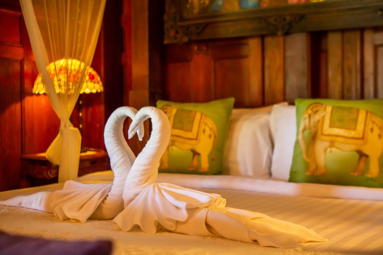 Royal Thai Villa Phuket - Sha Extra Plus Rawai Buitenkant foto