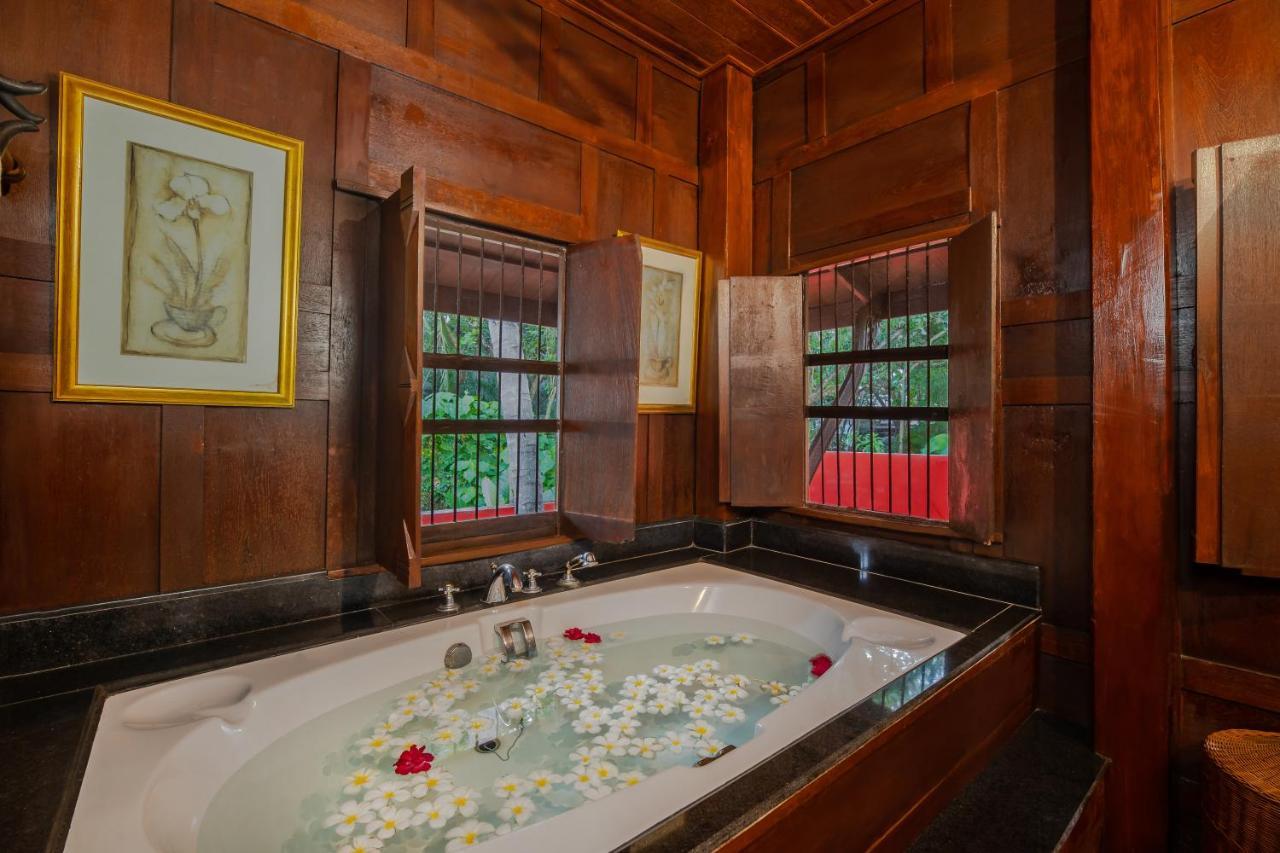 Royal Thai Villa Phuket - Sha Extra Plus Rawai Buitenkant foto