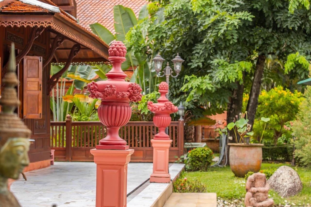 Royal Thai Villa Phuket - Sha Extra Plus Rawai Buitenkant foto